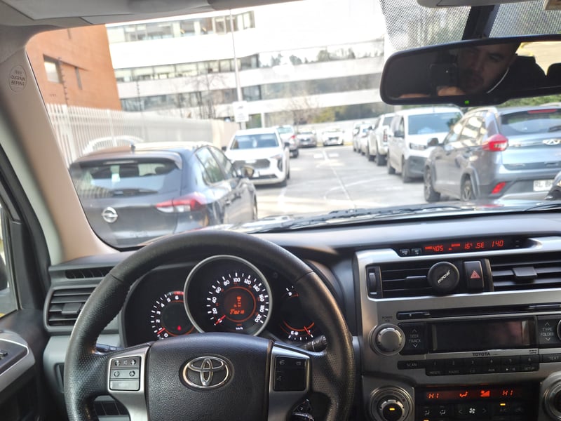 Toyota 4RUNNER 2012 - Imagen 7 de 17