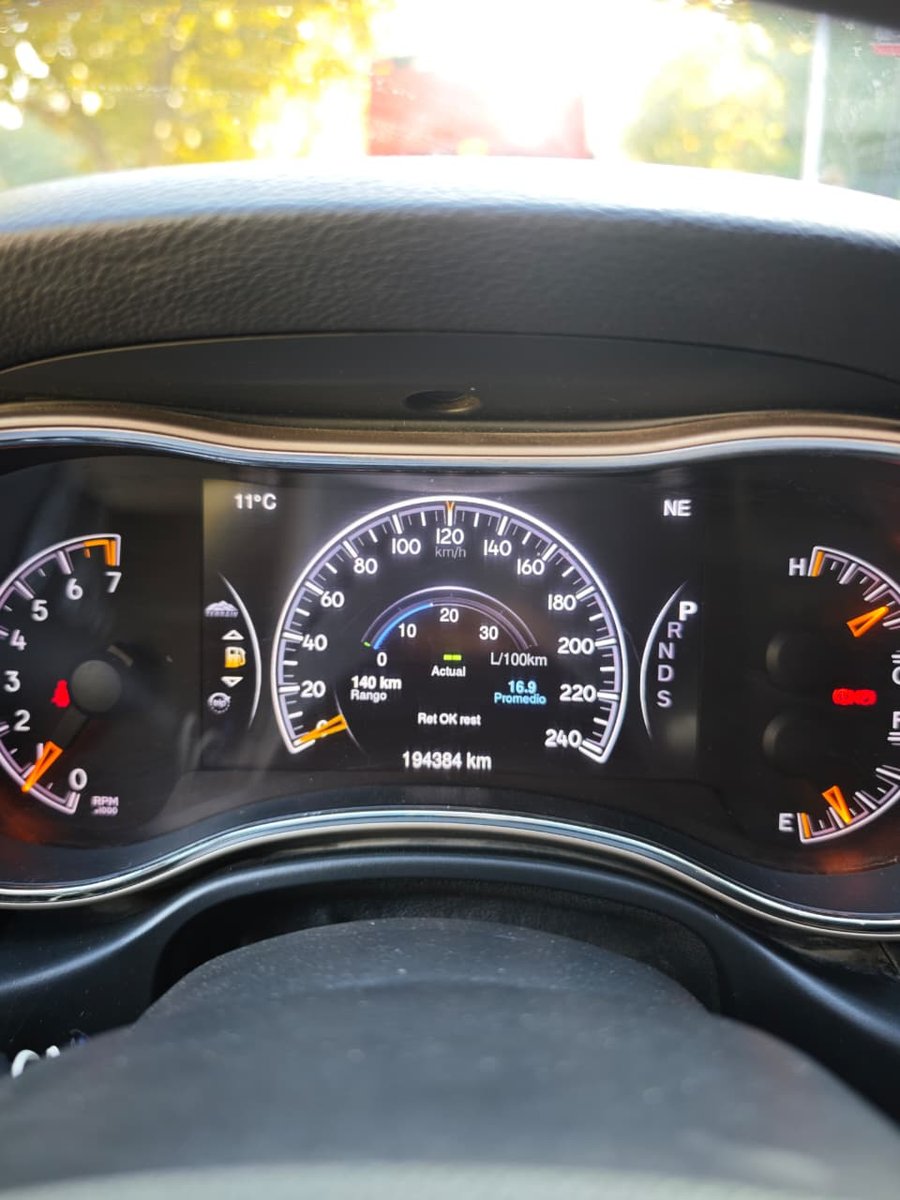 Jeep GRAND CHEROKEE 2015 - Imagen 8 de 13