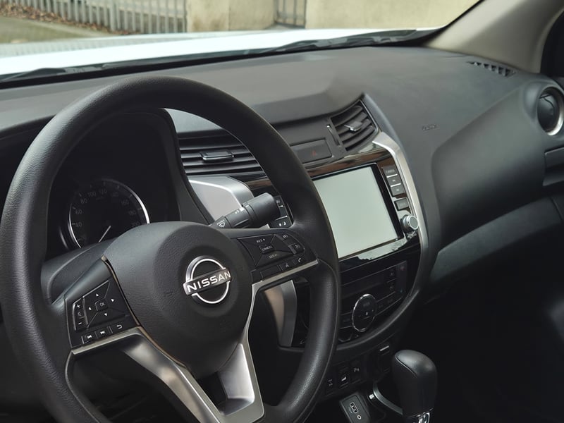 Nissan NAVARA 2024 - Imagen 11 de 16