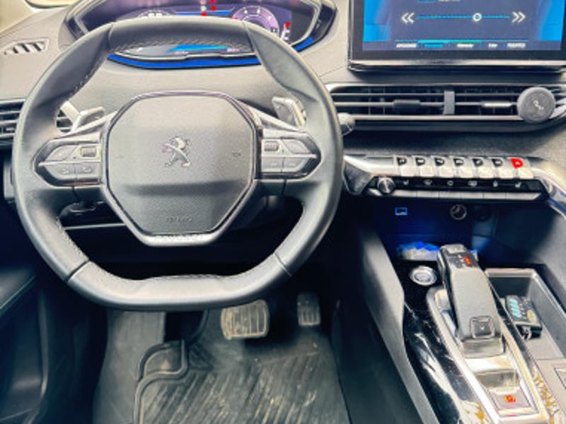 Peugeot 3008 2021 - Imagen 9 de 15