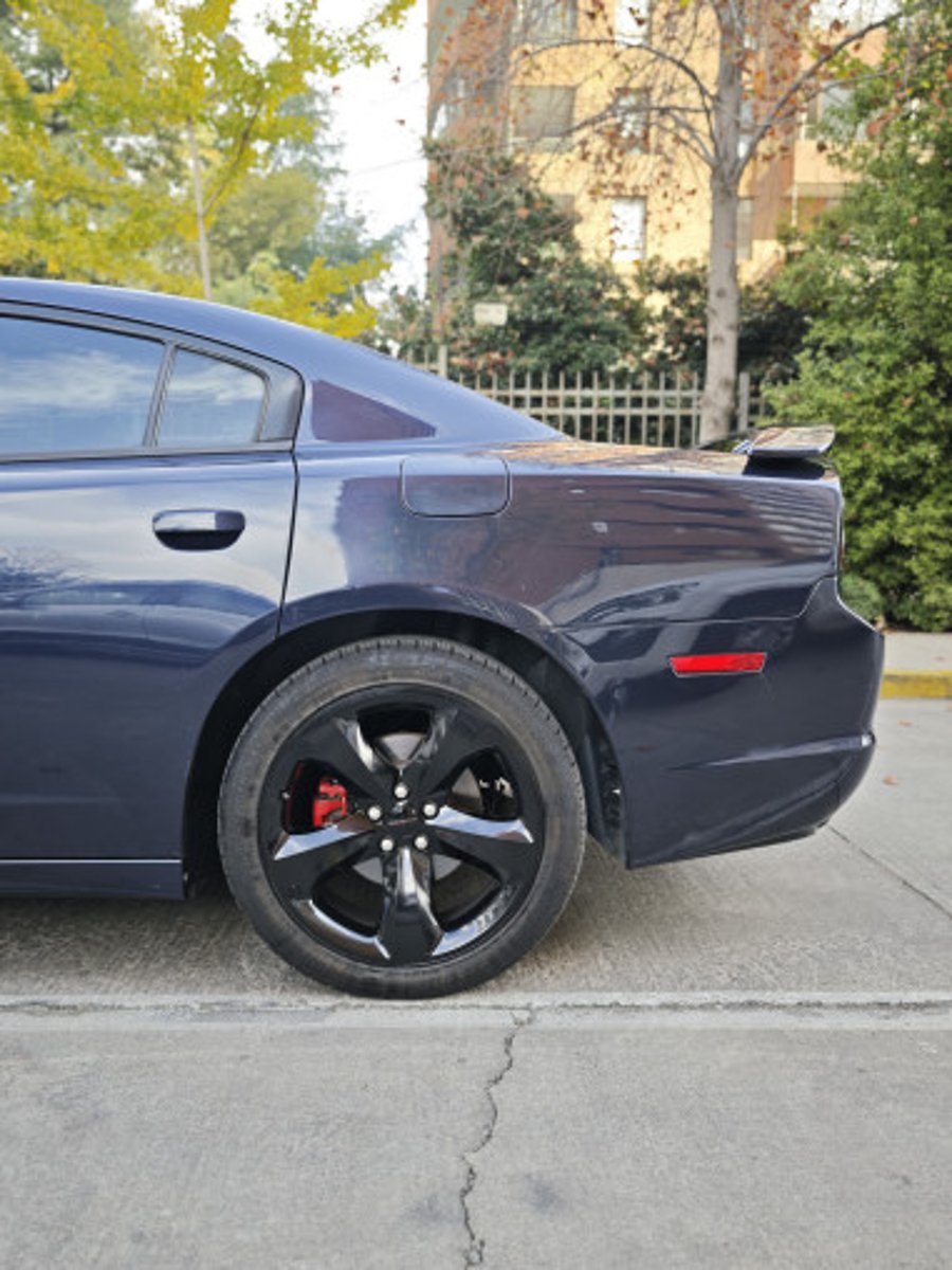 Dodge Charger 2014 - Imagen 6 de 16