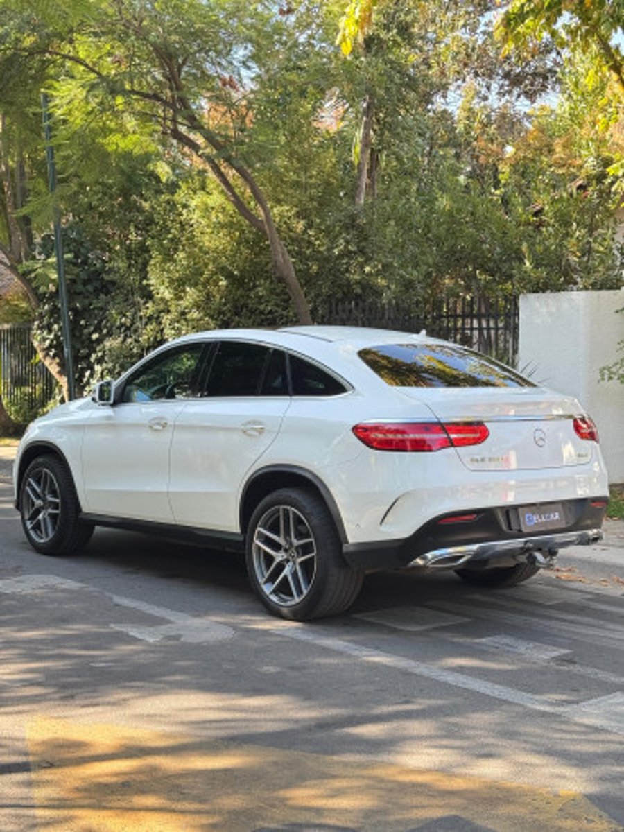 Mercedes-Benz GLE 350D 2019 - Imagen 4 de 16