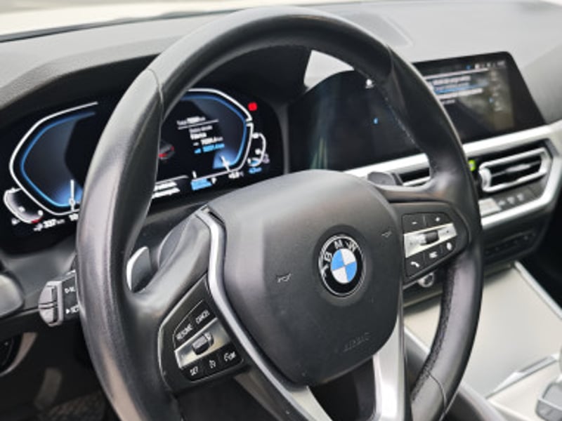 BMW 330E 2021 - Imagen 16 de 18