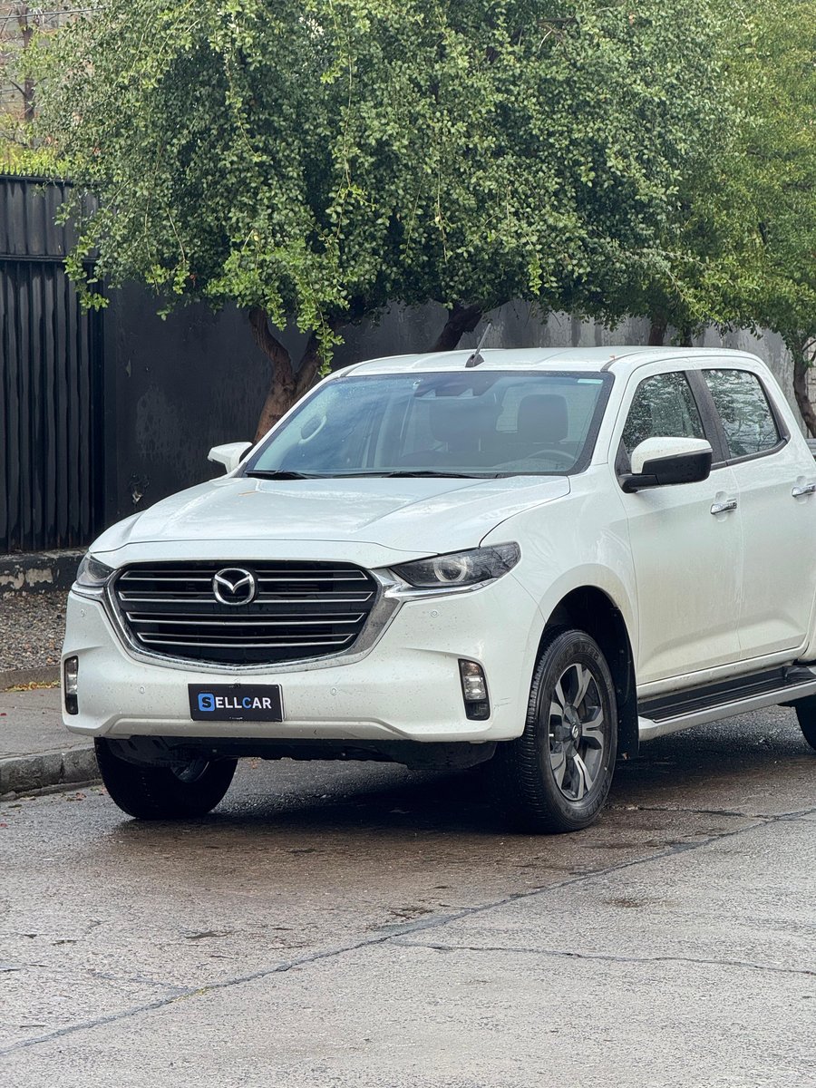 Mazda BT-50 2023 - Imagen 3 de 14