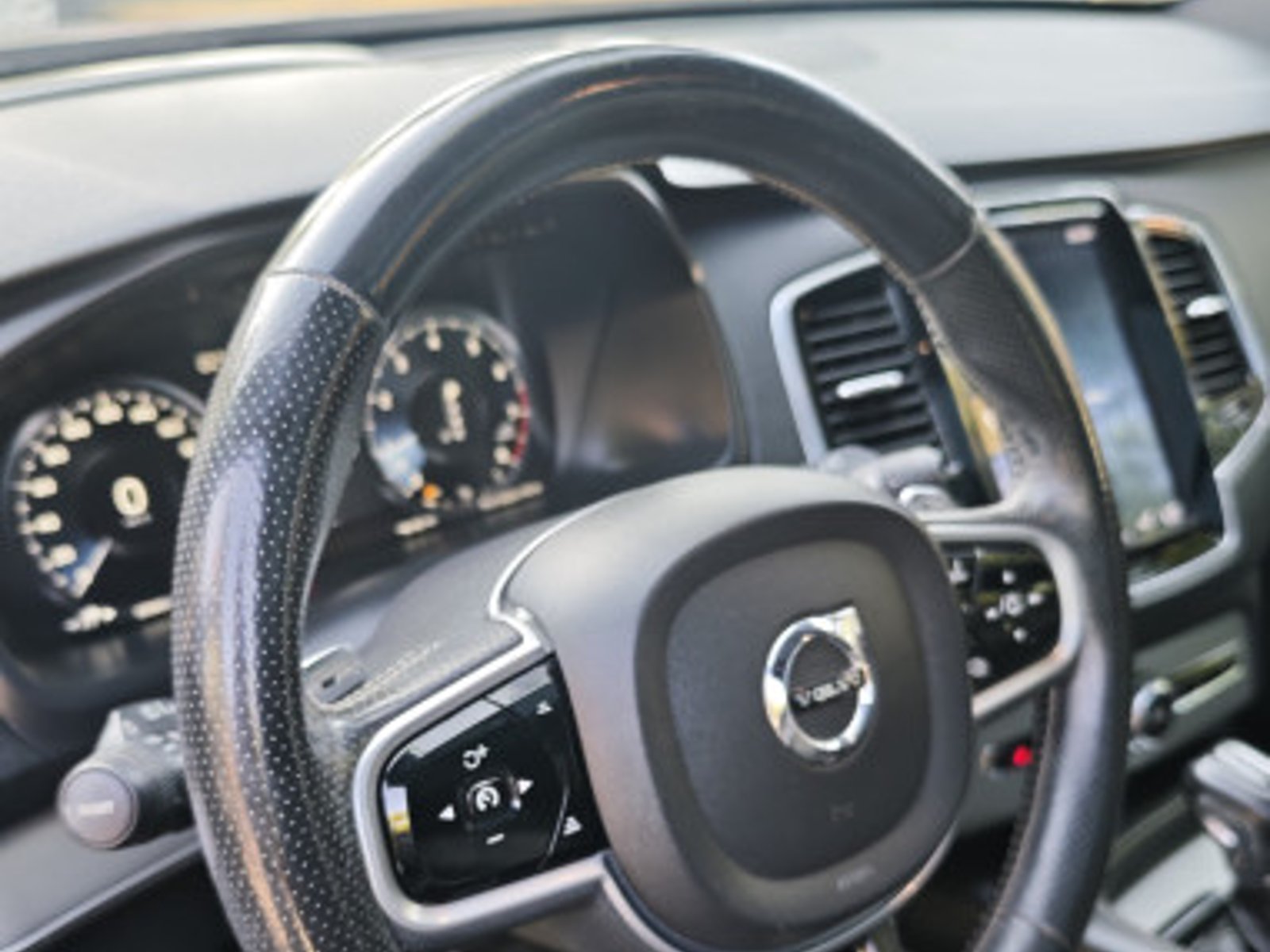 Volvo Xc90 2018 - Foto 5 de 16