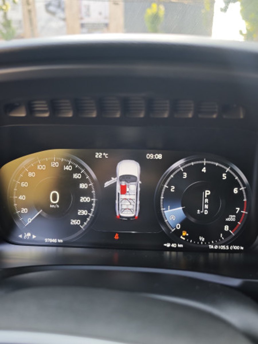 Volvo Xc90 2018 - Imagen 9 de 16