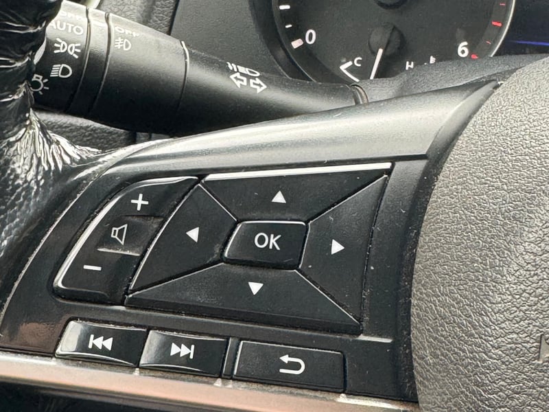 Nissan NAVARA 2023 - Imagen 10 de 12