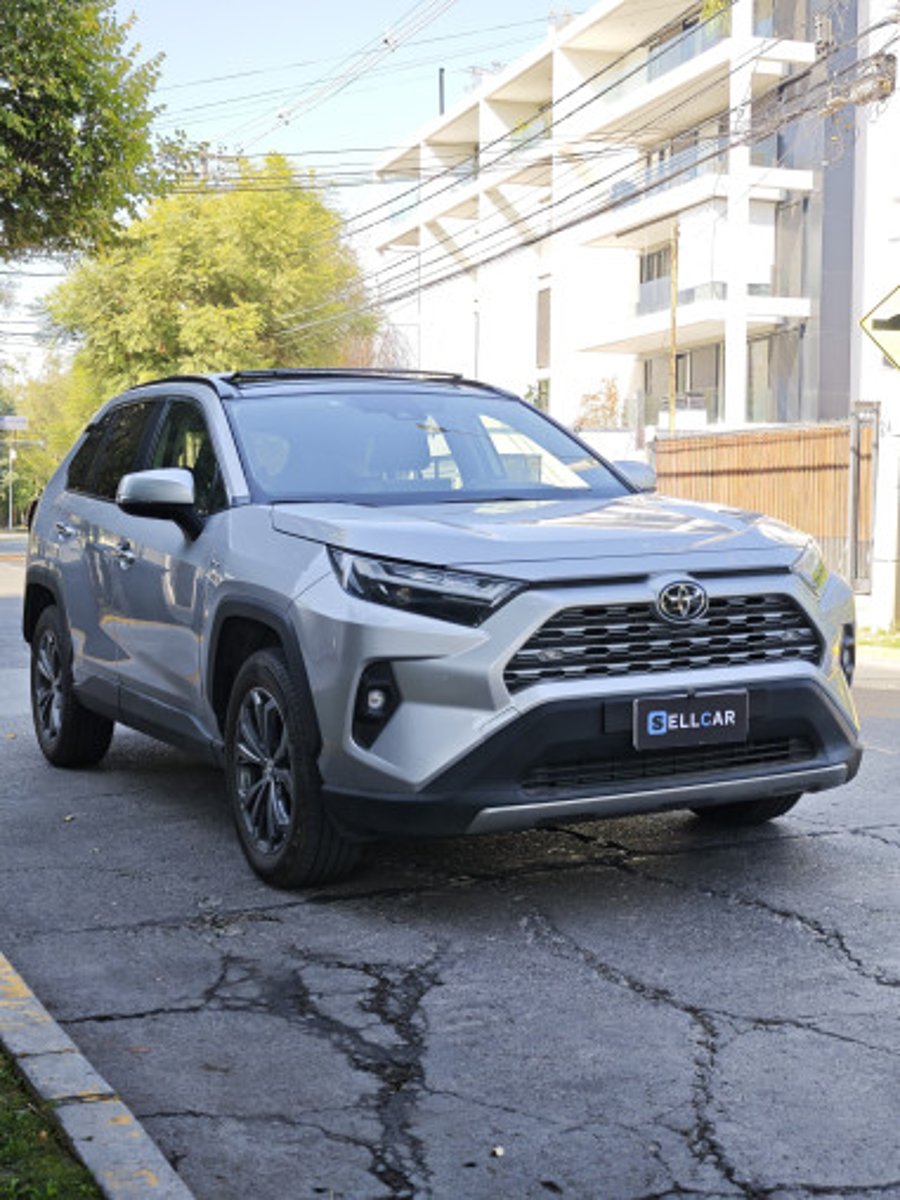Toyota RAV4 2025 - Imagen 3 de 14