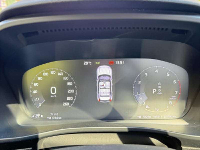 Volvo XC40 2020 - Imagen 6 de 13