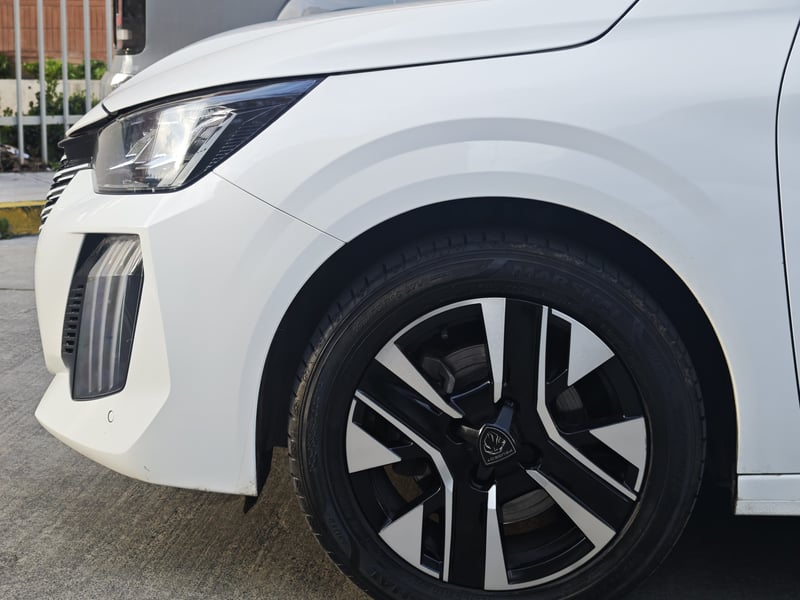 Peugeot 208 2025 - Imagen 4 de 16