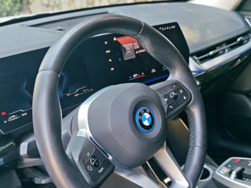 BMW X1 XDRIVE 25 E COMFORT 2023 - Imagen 13 de 14