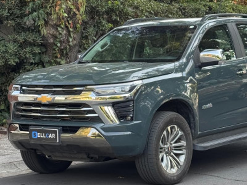 Chevrolet COLORADO 2024 - Imagen 3 de 12