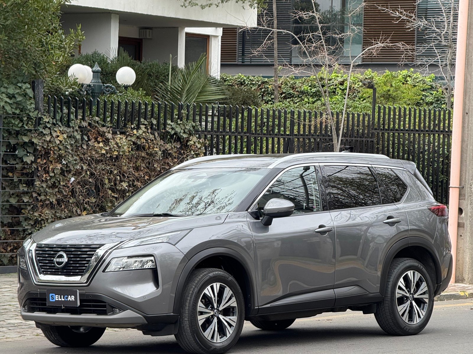 Nissan X-TRAIL 2023 - Foto 2 de 13