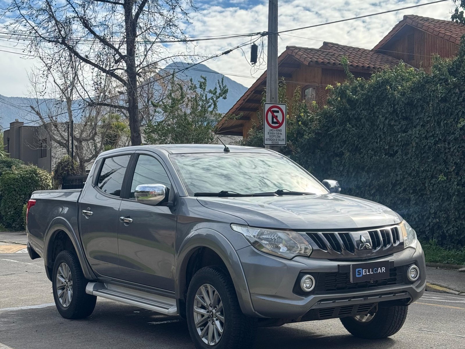Mitsubishi L200 2018 - Foto 3 de 17