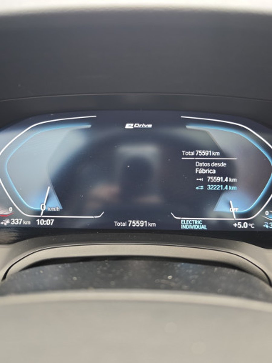 BMW 330E 2021 - Imagen 12 de 18
