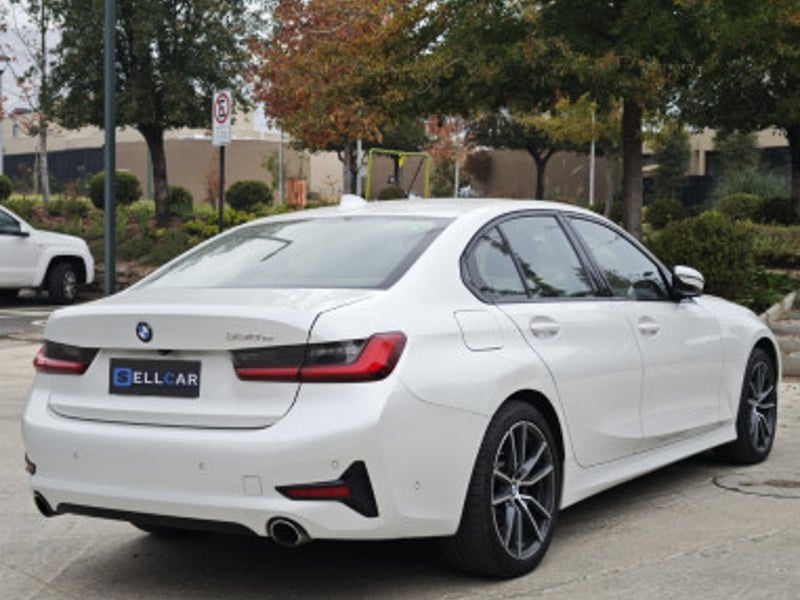 BMW 330E 2021 - Imagen 6 de 18