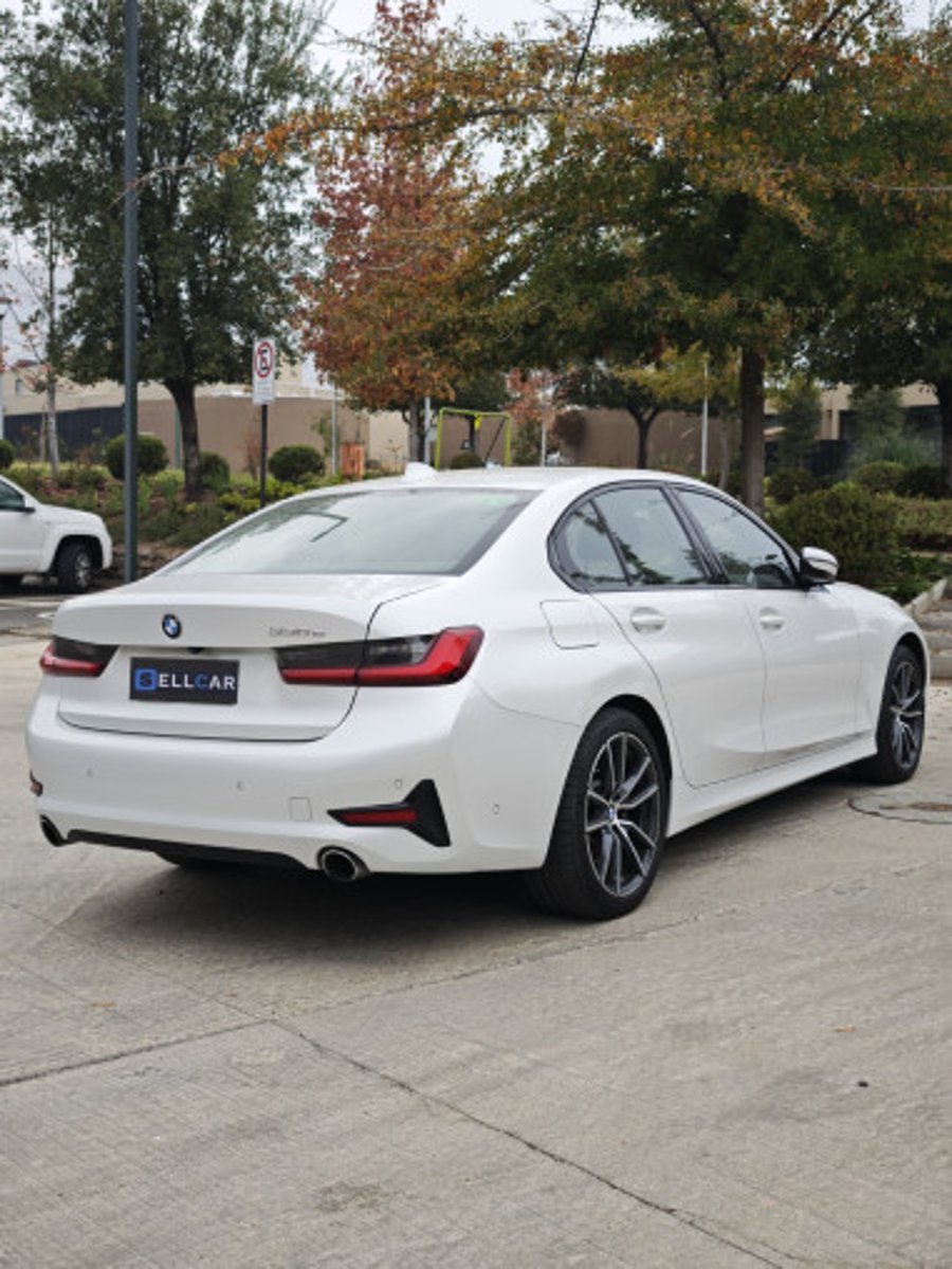 BMW 330E 2021 - Imagen 6 de 18
