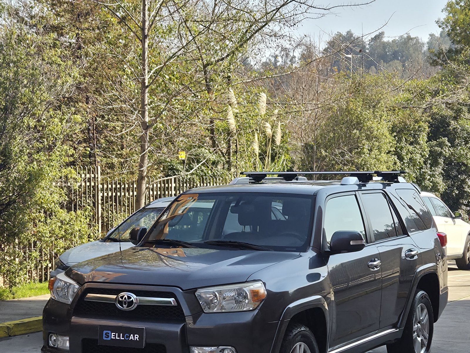 Toyota 4RUNNER 2012 - Foto 2 de 17
