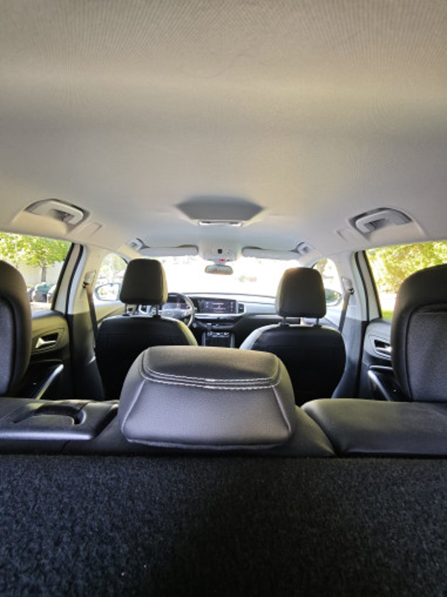 Opel GRANDLAND ULTIMATE 2023 - Imagen 13 de 20