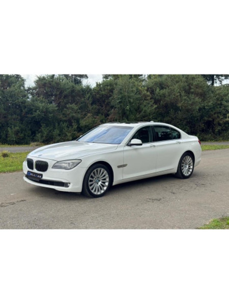 BMW 740I 2010 - Imagen 3 de 20