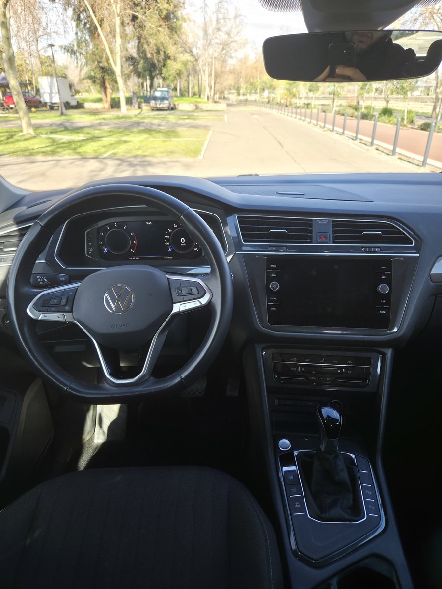 Volkswagen TIGUAN 2025 - Imagen 11 de 20