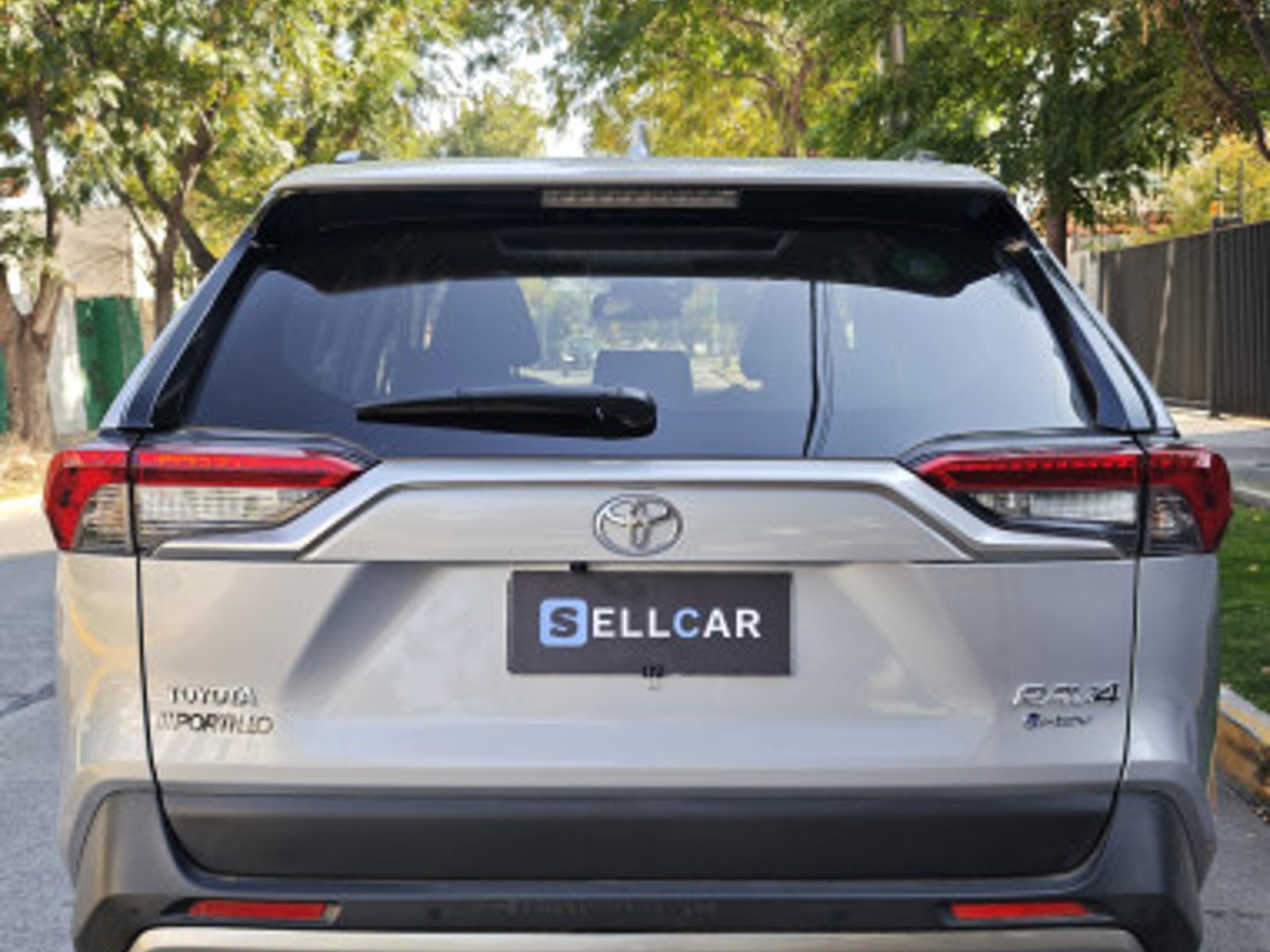 Toyota RAV4 2025 - Foto 4 de 14