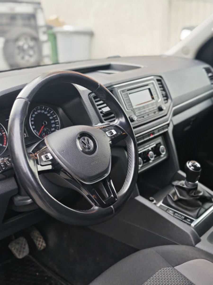 Volkswagen AMAROK TRENDLINE 4X4 2023 - Imagen 9 de 13