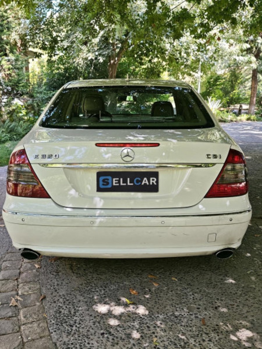 Mercedes-Benz E320 CDI V6 TURBO DIÉSEL 2008 - Imagen 4 de 16