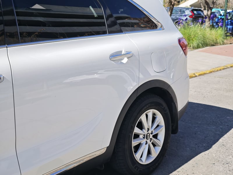 Kia SORENTO 2019 - Imagen 7 de 12