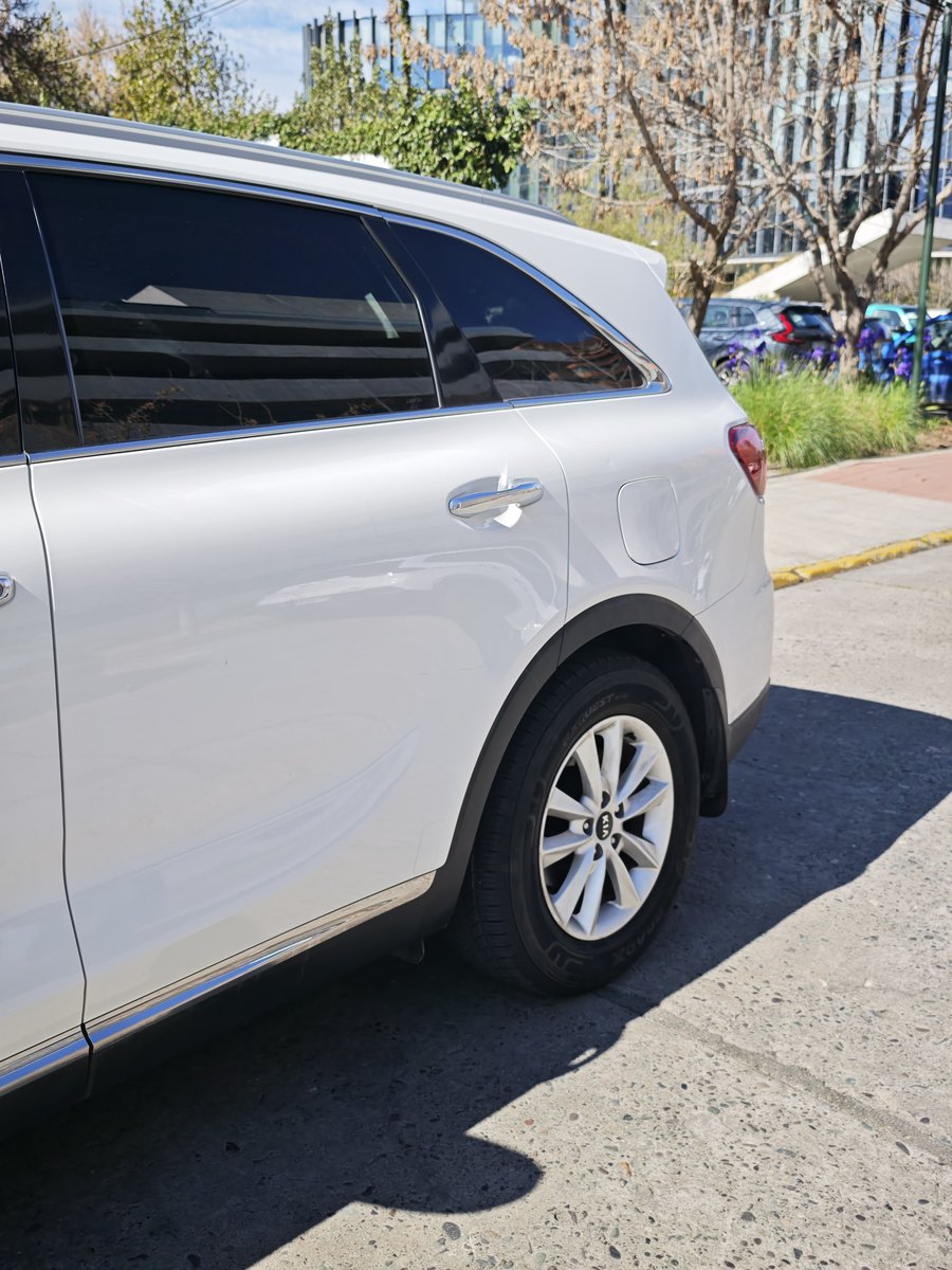 Kia SORENTO 2019 - Imagen 7 de 12