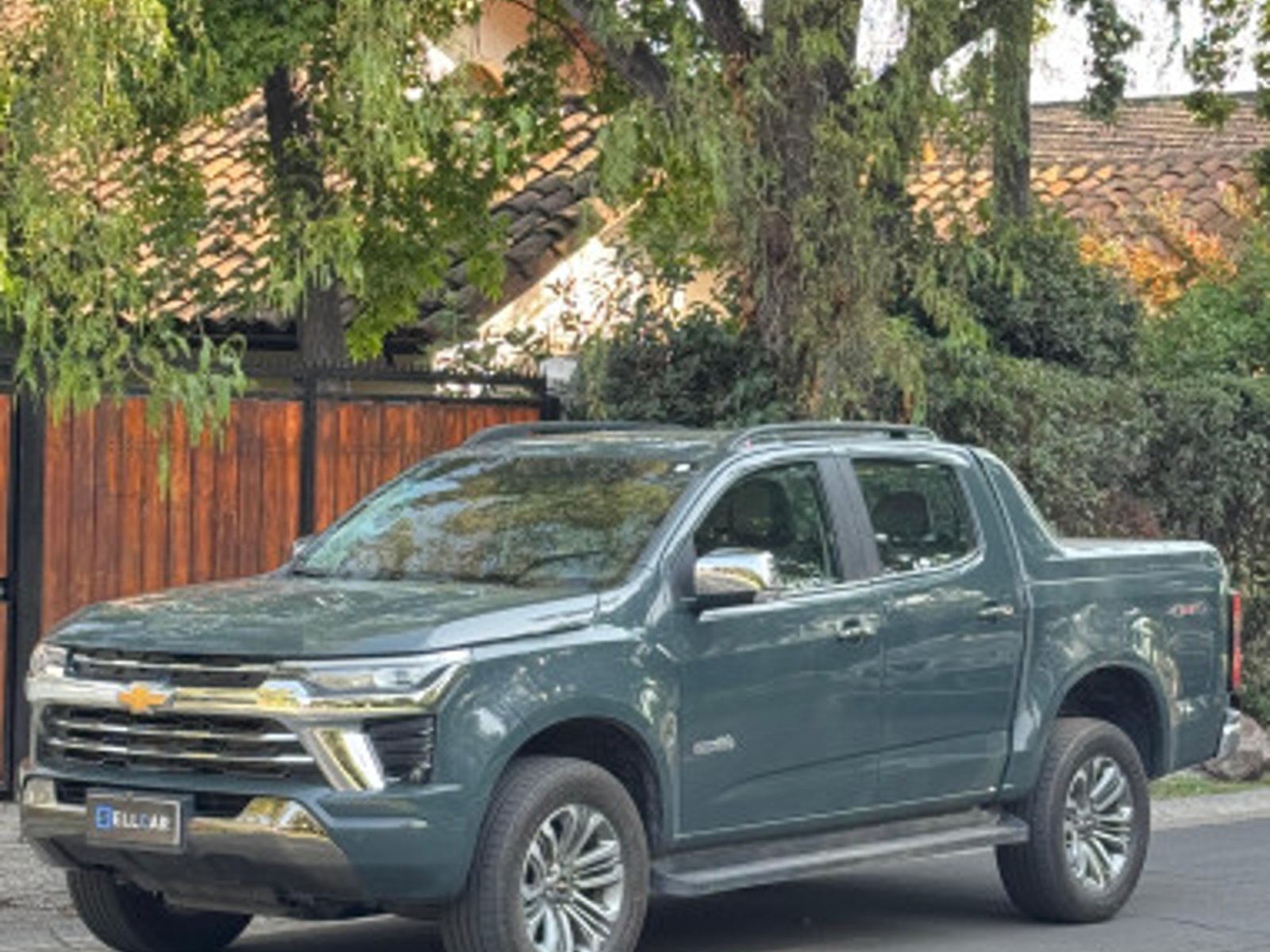 Chevrolet COLORADO 2024 - Foto 2 de 12
