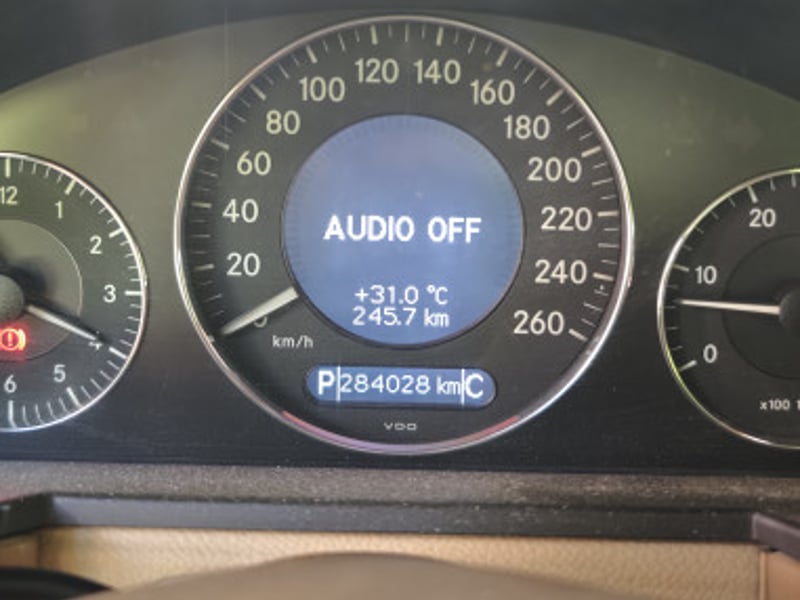 Mercedes-Benz E320 CDI V6 TURBO DIÉSEL 2008 - Imagen 10 de 16