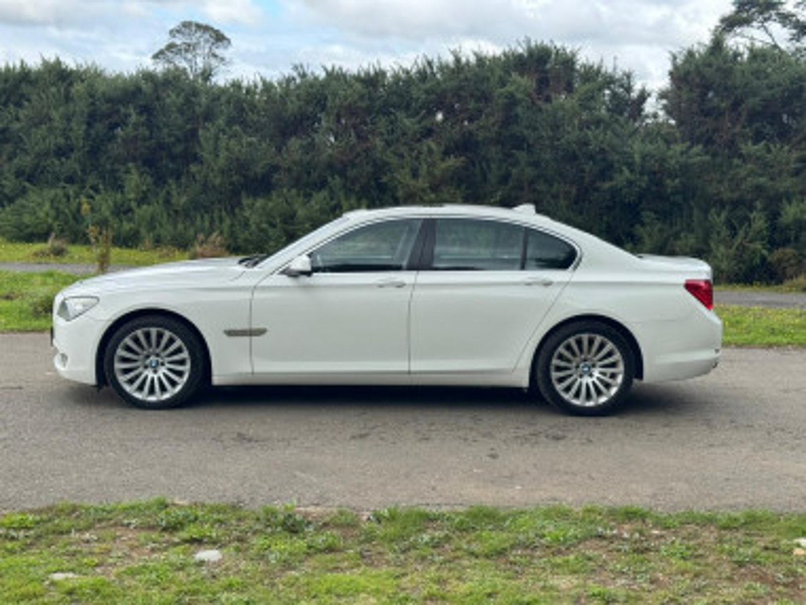 BMW 740I 2010 - Imagen 6 de 20