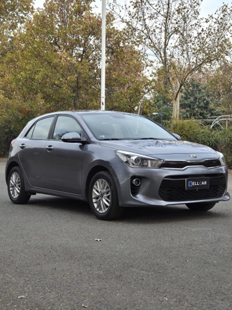 Kia Rio 5 2019 - Imagen 3 de 15
