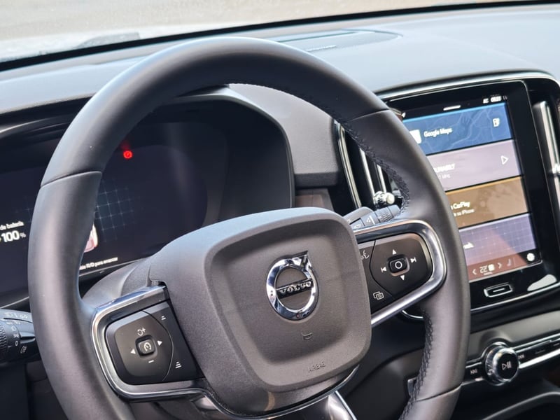 Volvo C40 2024 - Imagen 4 de 8