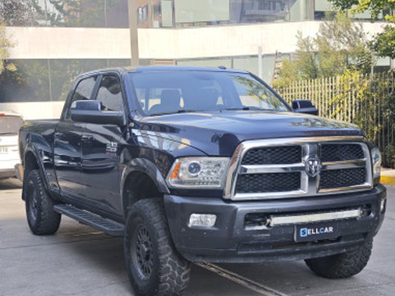 RAM 2500 2019 - Foto 3 de 12