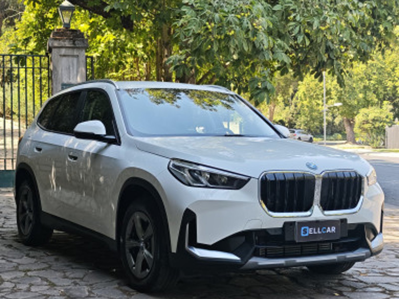 BMW X1 XDRIVE 25 E COMFORT 2023 - Foto 3 de 14