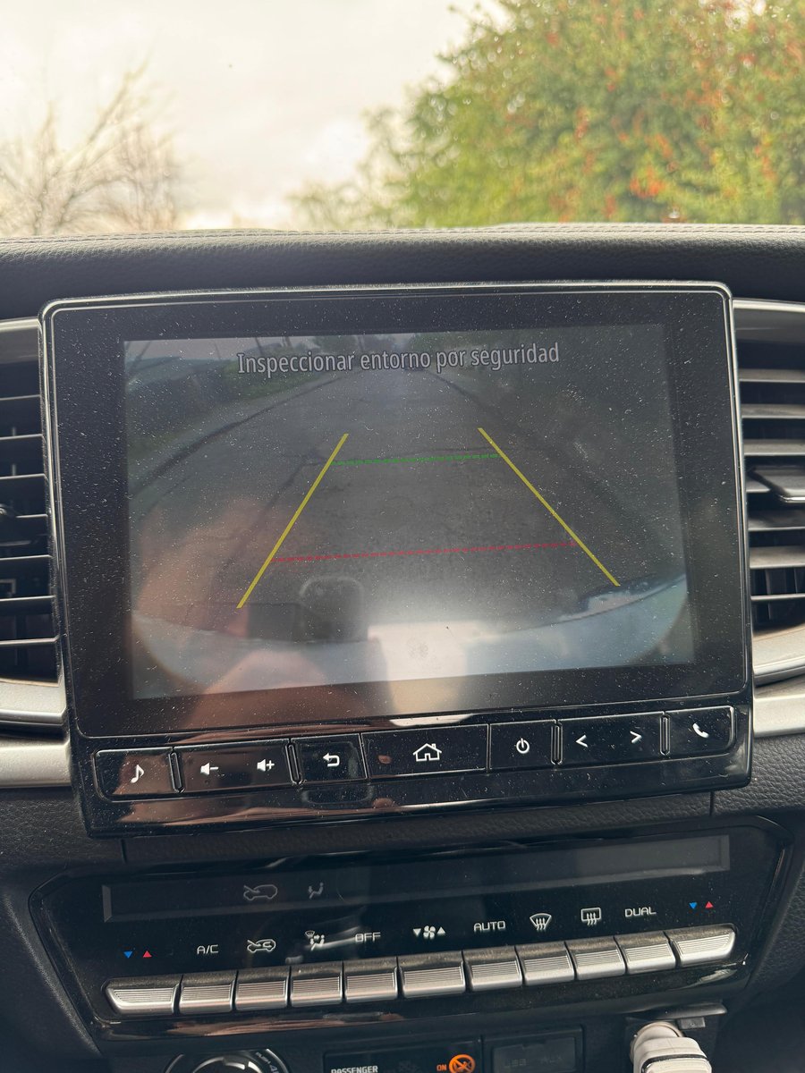 Mazda BT-50 2023 - Imagen 11 de 14