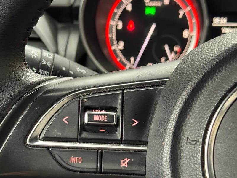 Suzuki SWIFT 2017 - Imagen 9 de 12