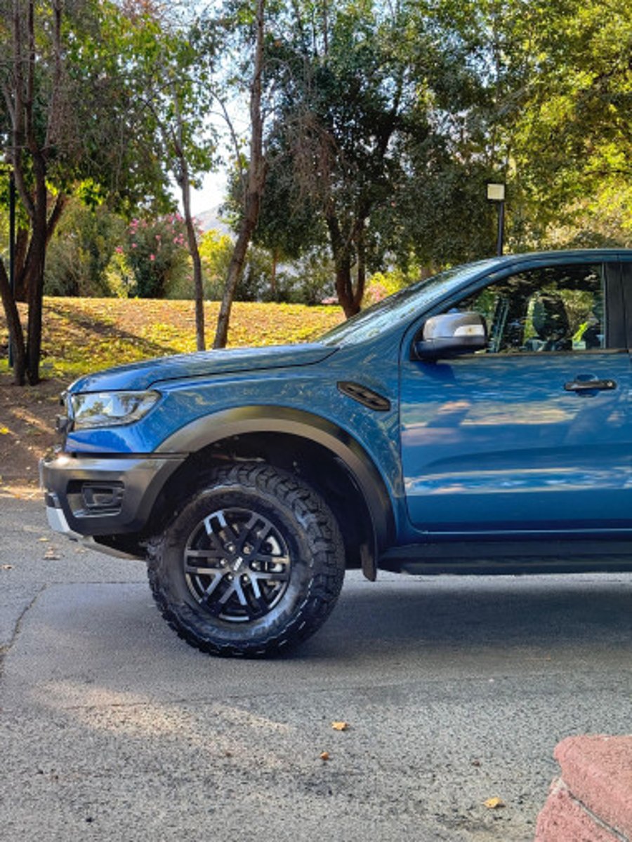 Ford RANGER RAPTOR 2021 - Imagen 3 de 18