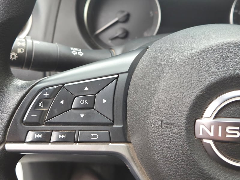 Nissan NAVARA 2024 - Imagen 12 de 16