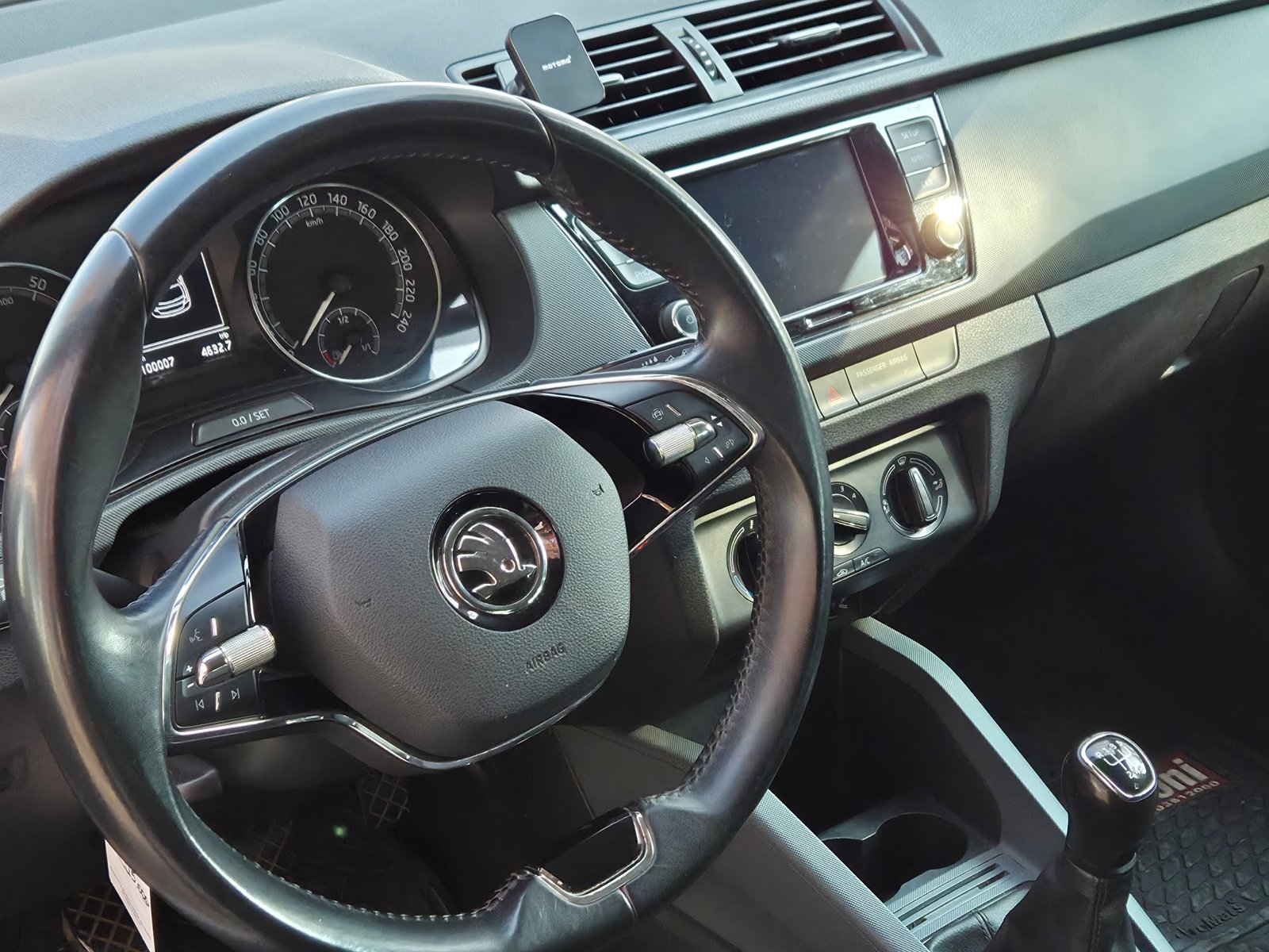 Skoda FABIA 2021 - Foto 4 de 12