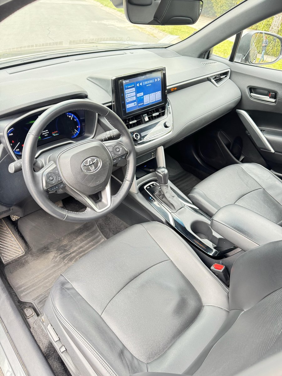 Toyota COROLLA CROSS 2023 - Imagen 7 de 14