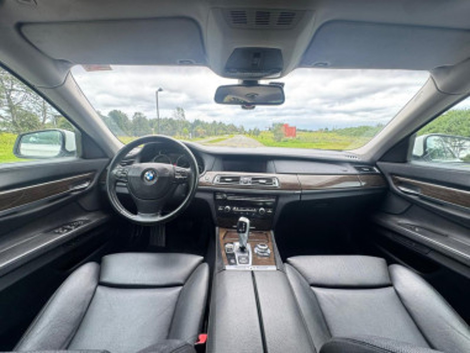 BMW 740I 2010 - Imagen 14 de 20