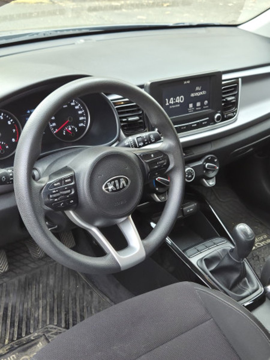 Kia Rio 5 2019 - Imagen 7 de 15