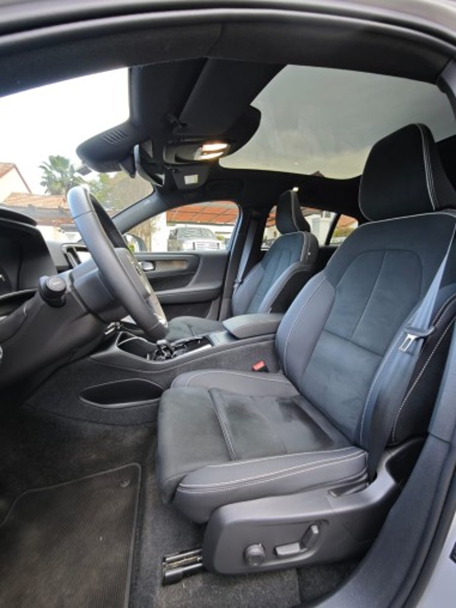 Volvo C40 2024 - Imagen 11 de 12