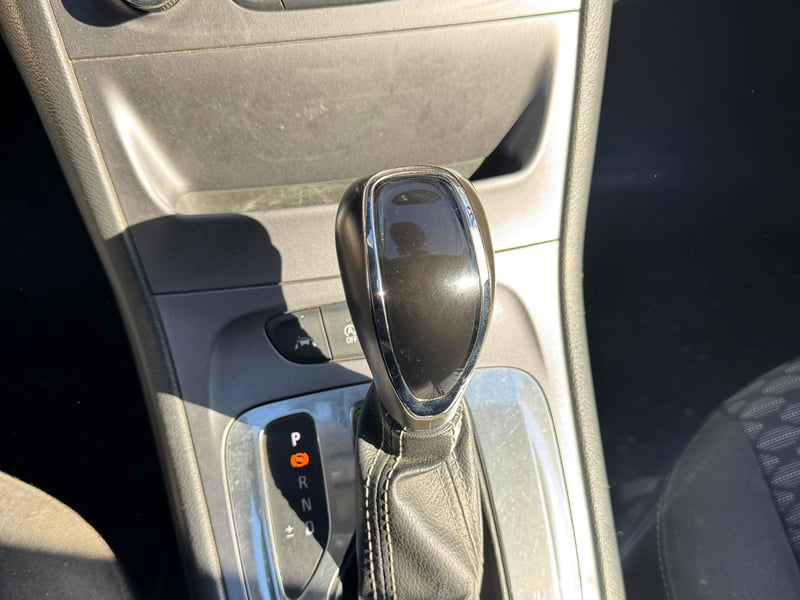 Opel ASTRA 2017 - Imagen 8 de 11