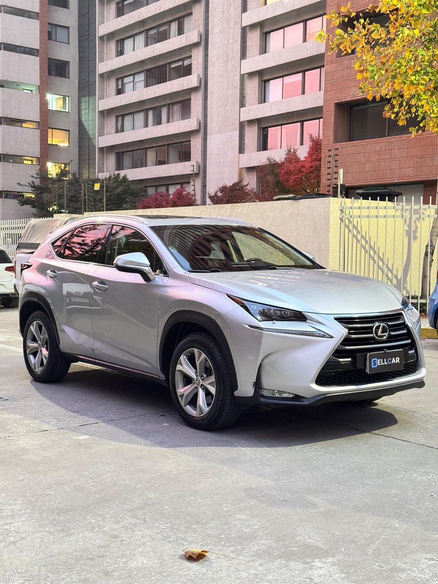Lexus NX200T 2017 - Imagen 3 de 14