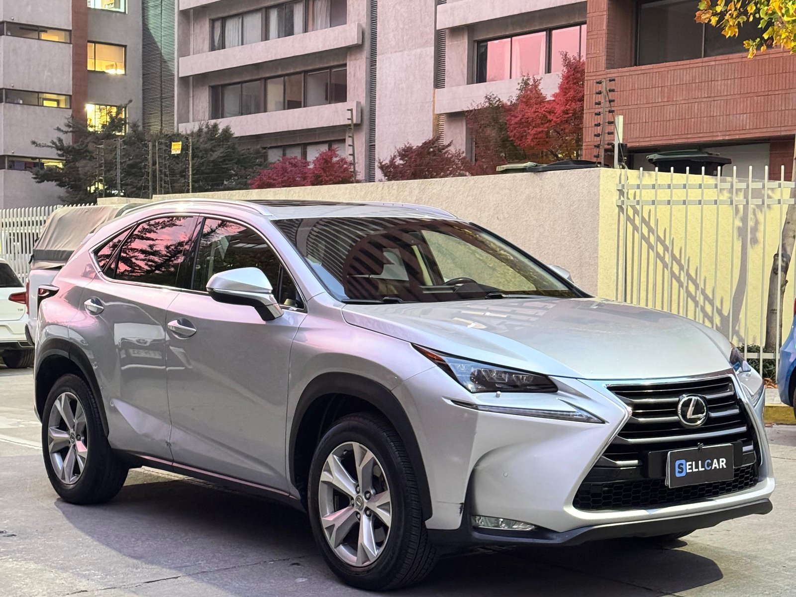 Lexus NX200T 2017 - Foto 3 de 14