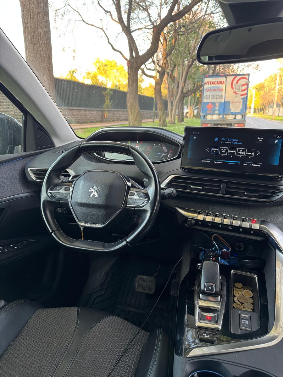Peugeot 3008 2022 - Imagen 9 de 17